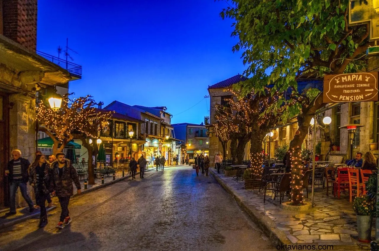 Χριστούγεννα, Πρωτοχρονιά και Θεοφάνεια στην Αράχωβα: πώς να οργανώσετε τις διακοπές σας